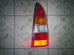 Lampa tylna opel